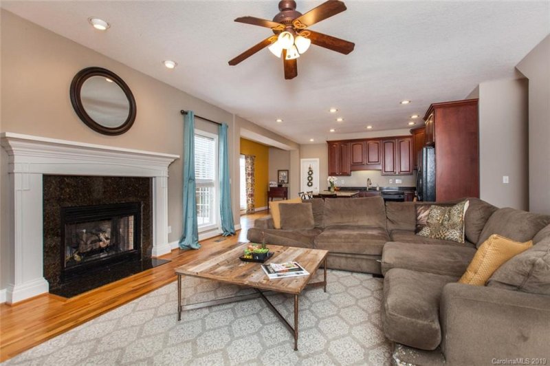 Property image 4 at 101 Charles Teague Drive, Candler, NC 28715