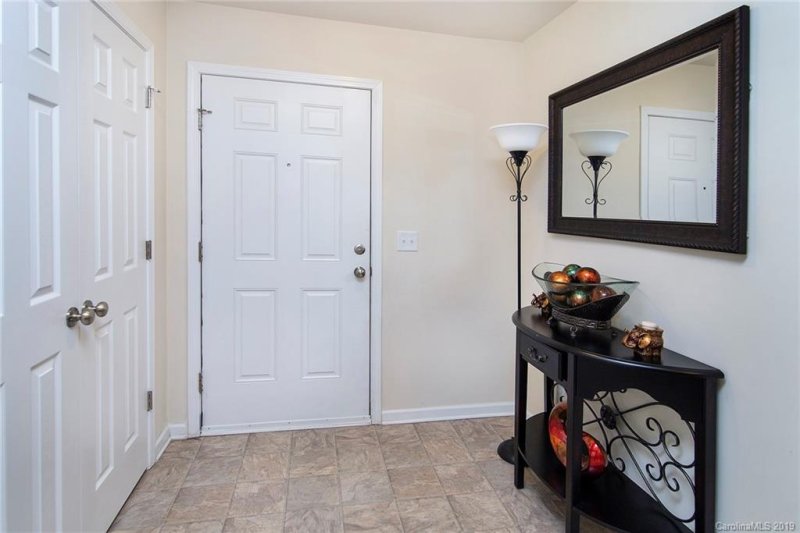 Property image 3 at 6121 Fazenda Drive, Charlotte, NC 28214