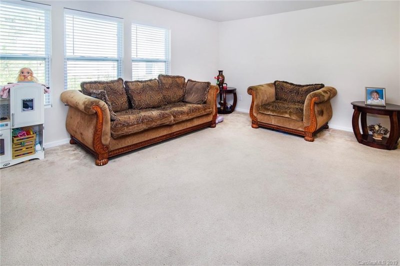 Property image 4 at 6121 Fazenda Drive, Charlotte, NC 28214