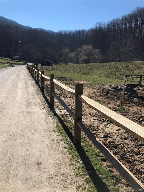 Property image 4 at 509 Curry Comb Trail, Waynesville, NC 28785