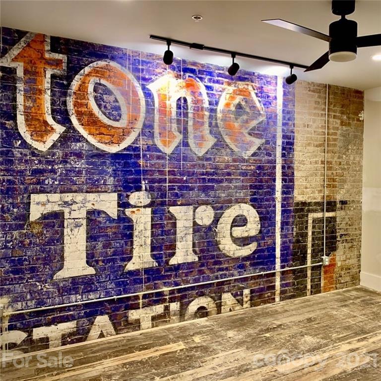 Property image 2 at 17 N Market Street, Asheville, NC 28801