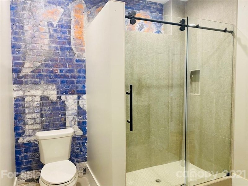 Property image 3 at 17 N Market Street, Asheville, NC 28801