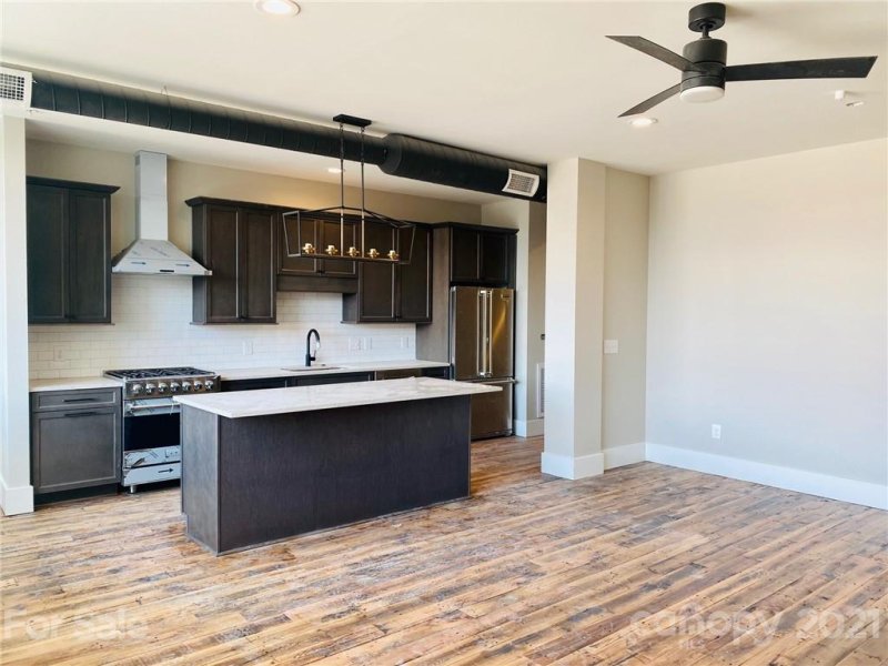 Property image 3 at 17 N Market Street, Asheville, NC 28801