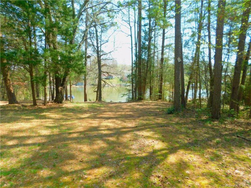 Property image 4 at 6901 Navajo Trail, Sherrills Ford, NC 28673