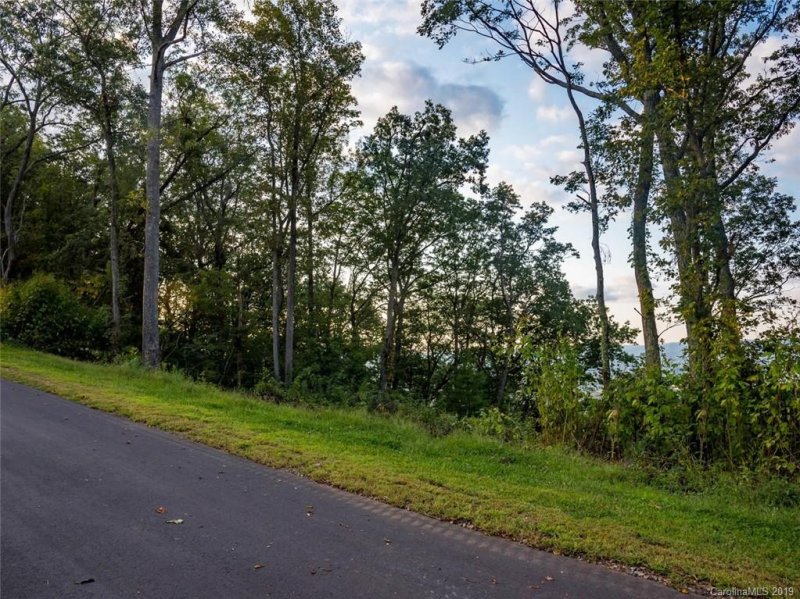 Property image 3 at 244 Serenity Ridge Trail, Asheville, NC 28804