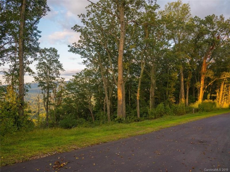 Property image 4 at 244 Serenity Ridge Trail, Asheville, NC 28804