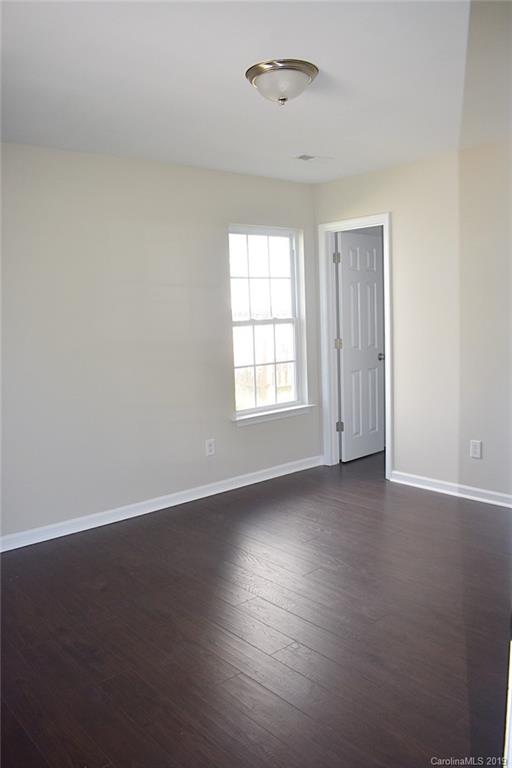 Property image 4 at 2523 Beachmont Avenue, Charlotte, NC 28208