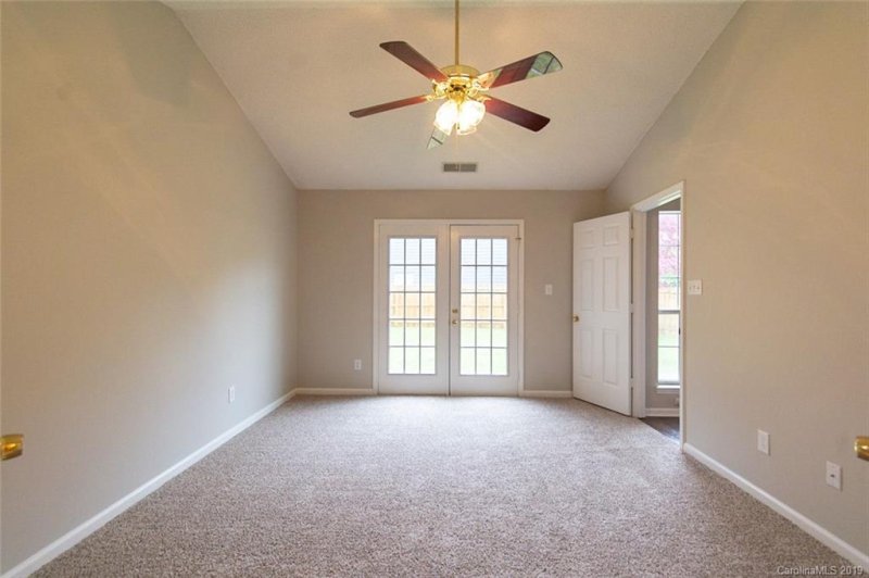 Property image 4 at 13612 Bolingbrook Lane, Charlotte, NC 28273