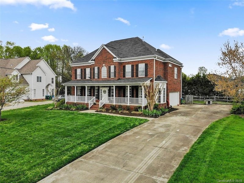 Property image 3 at 7790 Windsor Forest Place, Harrisburg, NC 28075