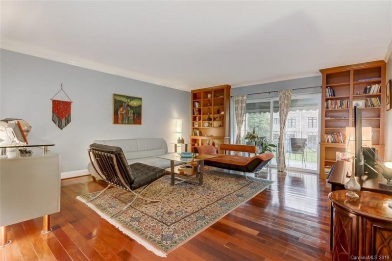 Property image 5 at 1323 Queens Road, Charlotte, NC 28207