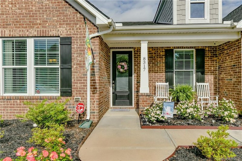 Property image 4 at 8317 Olde Stonegate Lane, Mint Hill, NC 28227