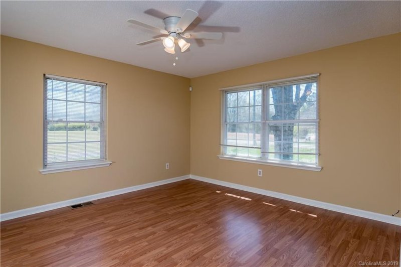 Property image 4 at 2906 Polk And White Road, Charlotte, NC 28269