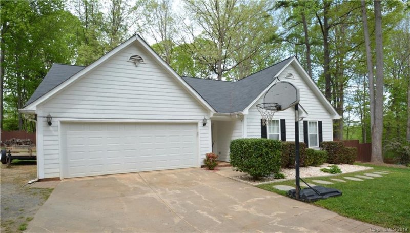 Property image 2 at 7189 Brookridge Drive, Denver, NC 28037