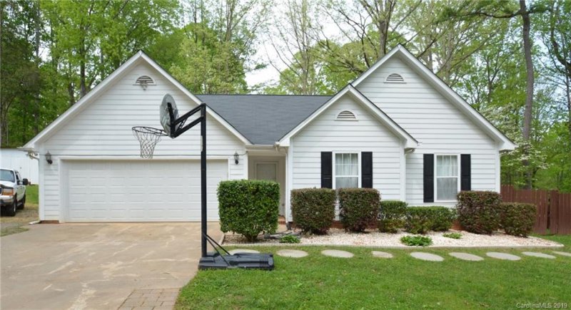 Property image 3 at 7189 Brookridge Drive, Denver, NC 28037