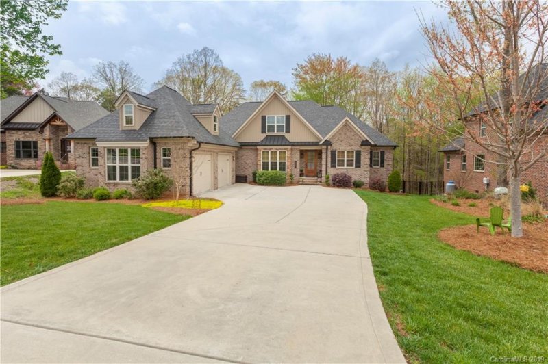 Property image 2 at 2349 Shiny Leaf Drive, Denver, NC 28037