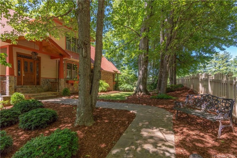 Property image 2 at 19 Aldersgate Road, Waynesville, NC 28786