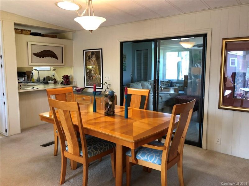 Property image 5 at 218 Cranbrook Circle, Hendersonville, NC 28792