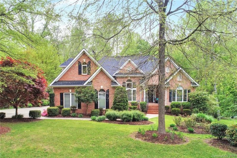 Property image 2 at 813 Savile Lane, Fort Mill, SC 29715
