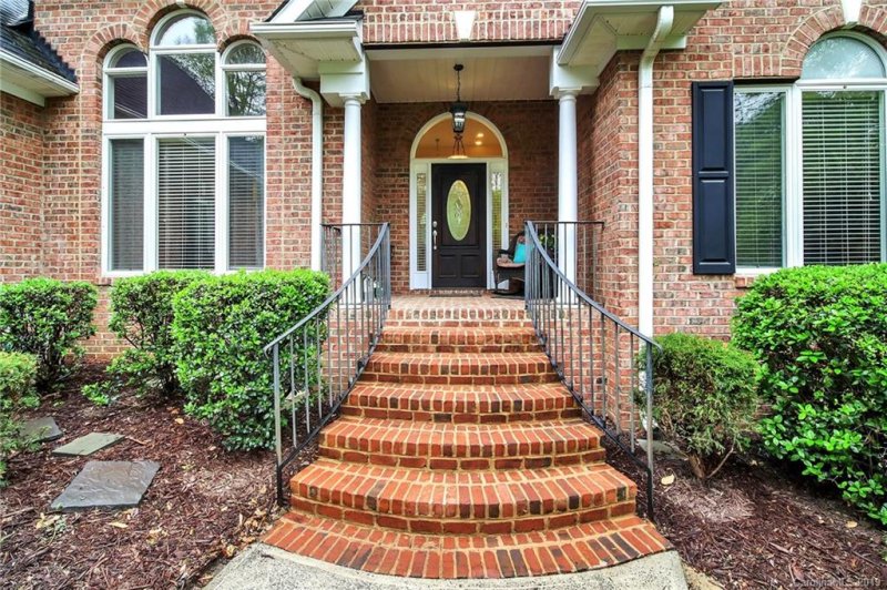 Property image 4 at 813 Savile Lane, Fort Mill, SC 29715