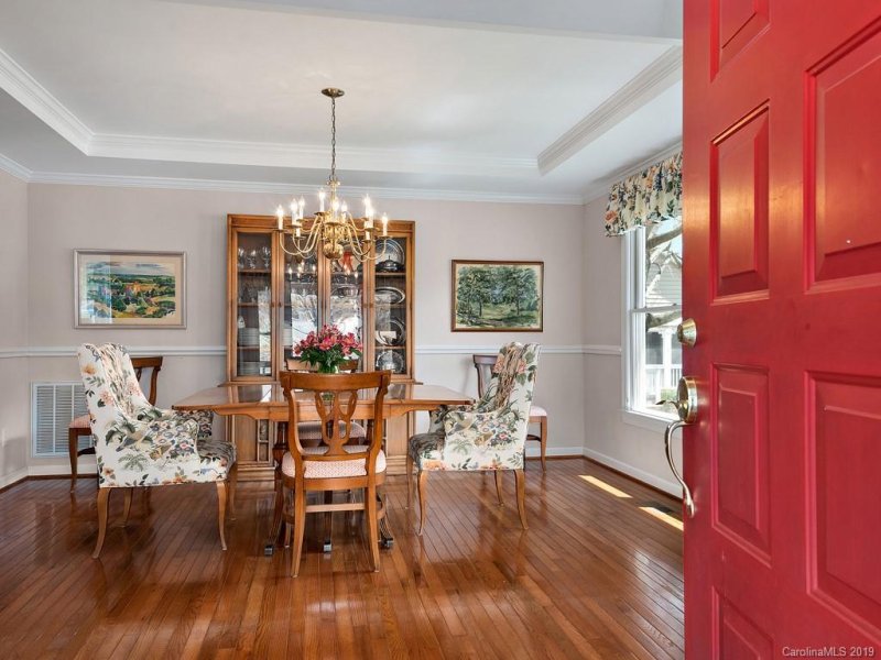 Property image 3 at 14 Creekside Way, Asheville, NC 28804