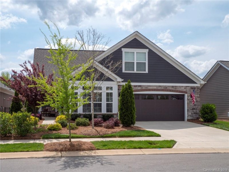 Property image 2 at 17017 Courtside Landing Drive, Cornelius, NC 28031