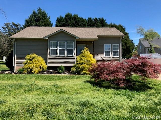 Property image 3 at 121 Driftwood Drive, Mooresville, NC 28117