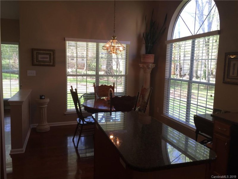 Property image 4 at 5403 Pecanbluff Court, Charlotte, NC 28216