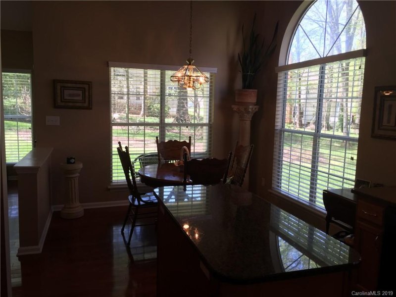 Property image 5 at 5403 Pecanbluff Court, Charlotte, NC 28216