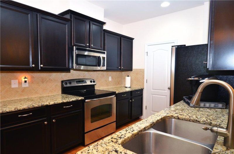 Property image 4 at 9009 Lanark Lane, Fort Mill, SC 29707