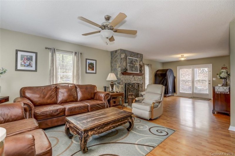 Property image 5 at 8374 Paso Fino Lane, Catawba, NC 28609