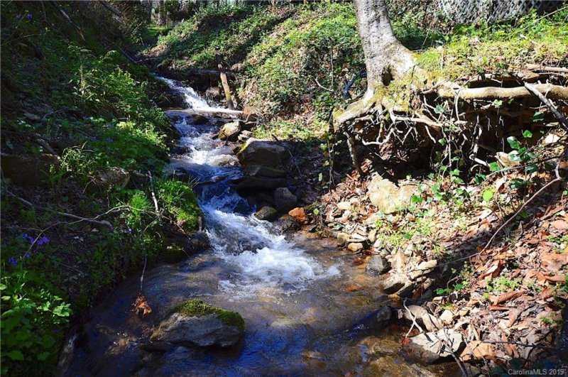 Property image 2 at 329 Riddle Cove Road, Maggie Valley, NC 28751