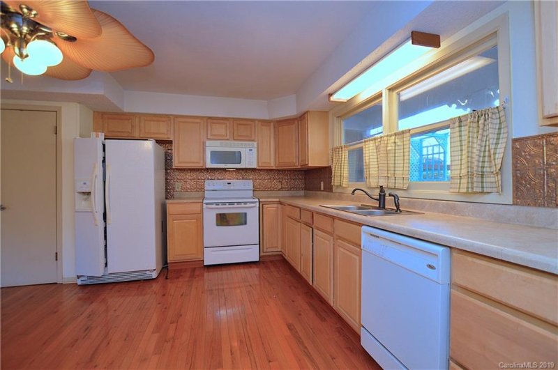 Property image 4 at 329 Riddle Cove Road, Maggie Valley, NC 28751