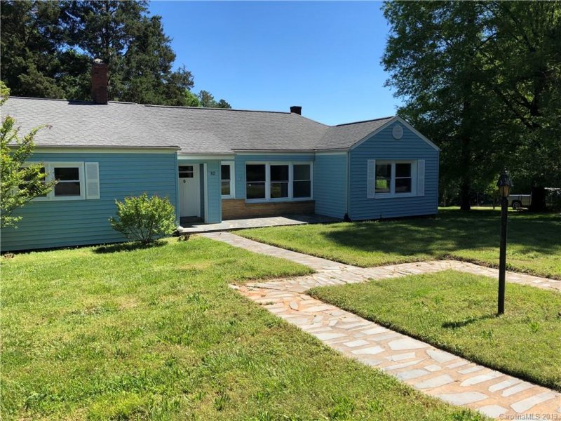 Property image 2 at 82 Arlington Avenue, Concord, NC 28025