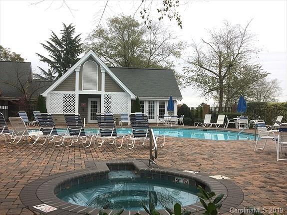 Property image 2 at 8216 Legare Court, Charlotte, NC 28210