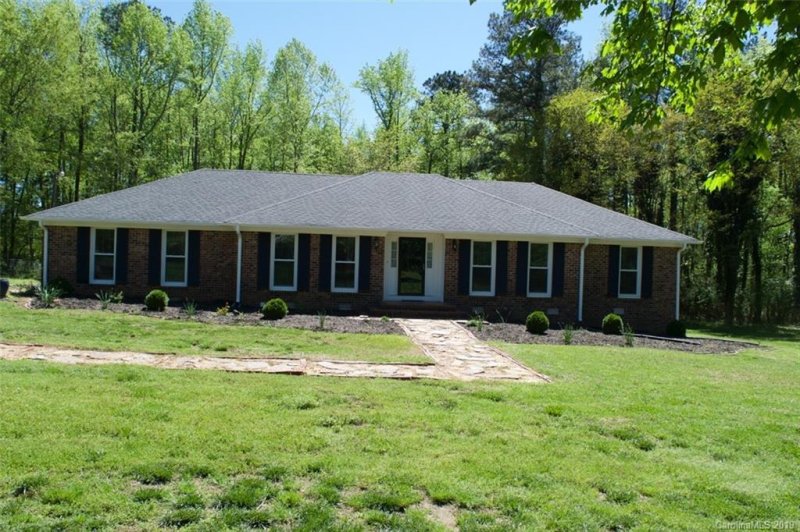 1287 Rabbit Run Road