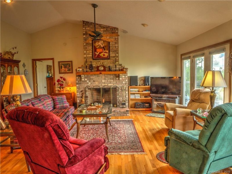 Property image 5 at 70 Moor Lane, Brevard, NC 28712