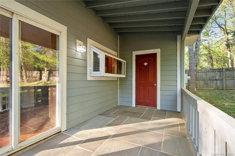 Property image 5 at 1907 Crooked Creek Drive, Charlotte, NC 28214