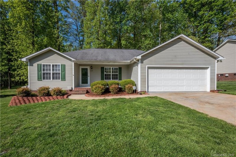 657 Beavers Cove Lane