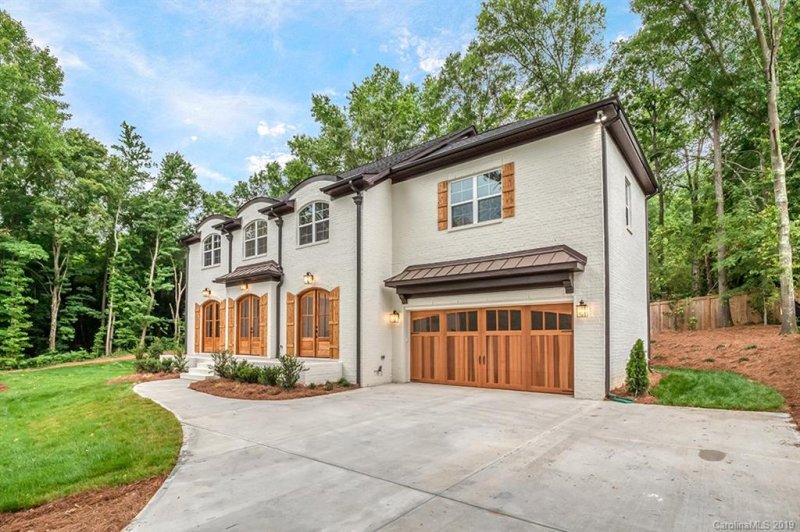 Property image 2 at 945 Jefferson Drive, Charlotte, NC 28270