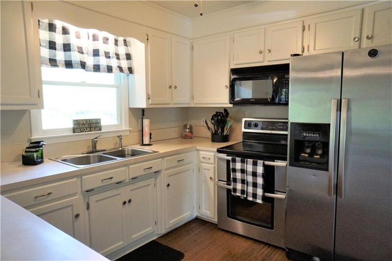 Property image 4 at 374 Howards Creek School Road, Lincolnton, NC 28092