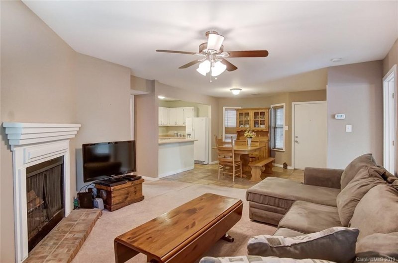 Property image 3 at 4154 Charlotte Highway, Lake Wylie, SC 29710