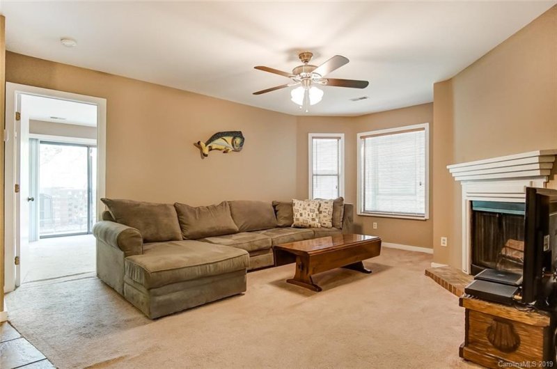 Property image 5 at 4154 Charlotte Highway, Lake Wylie, SC 29710