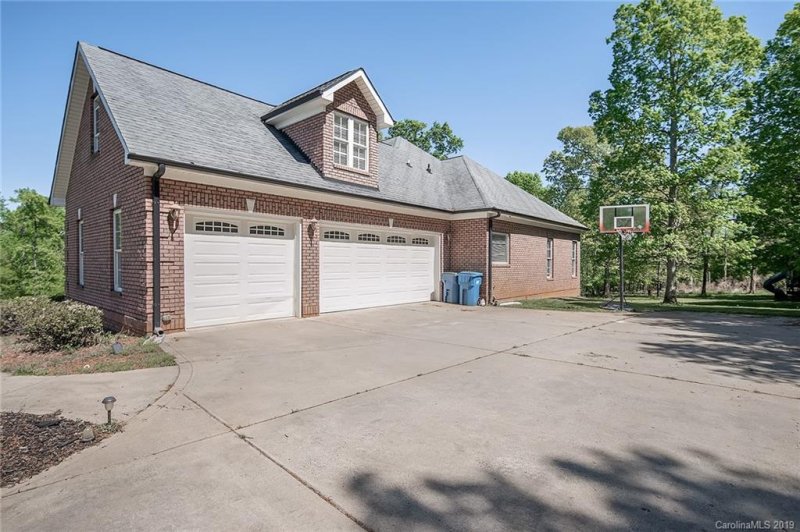 Property image 3 at 4504 Chanel Court, Concord, NC 28025