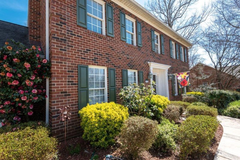 Property image 3 at 14 Candlewood Court, Granite Falls, NC 28630