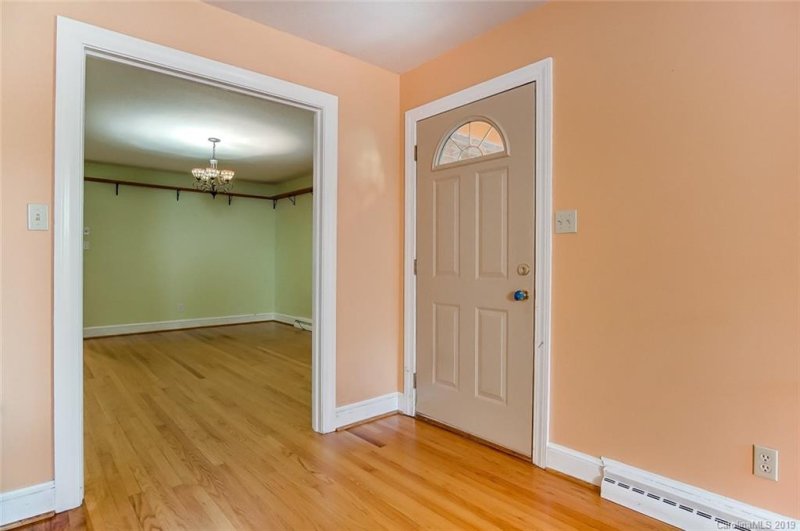 Property image 4 at 610 S Carolina Avenue, Statesville, NC 28677