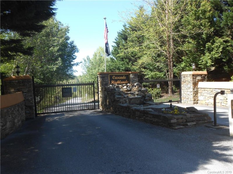 Property image 2 at 83 Cascades Parkway, Nebo, NC 28761