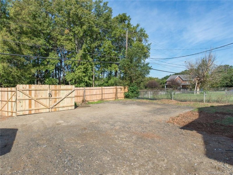 Property image 5 at 28 Park Drive, Gastonia, NC 28054