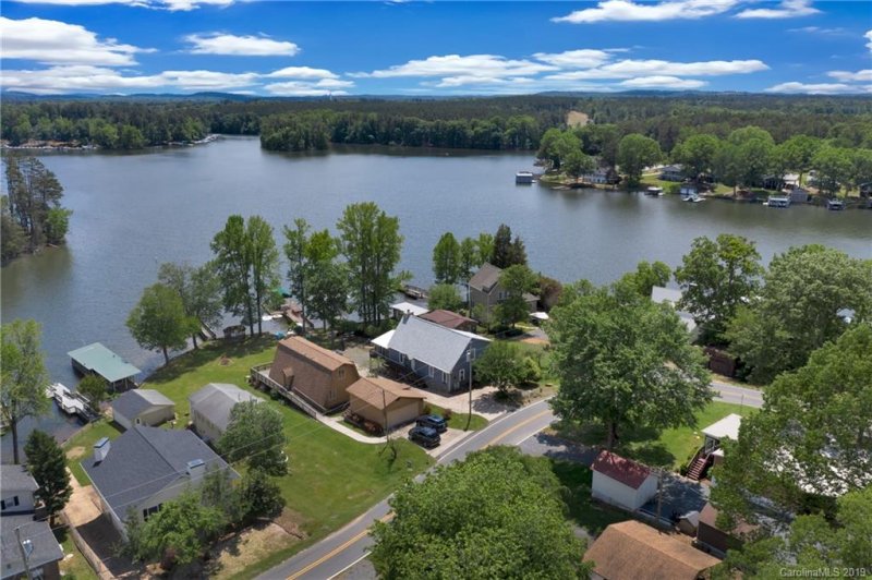 Property image 4 at 658 Pinehaven Drive, New London, NC 28127