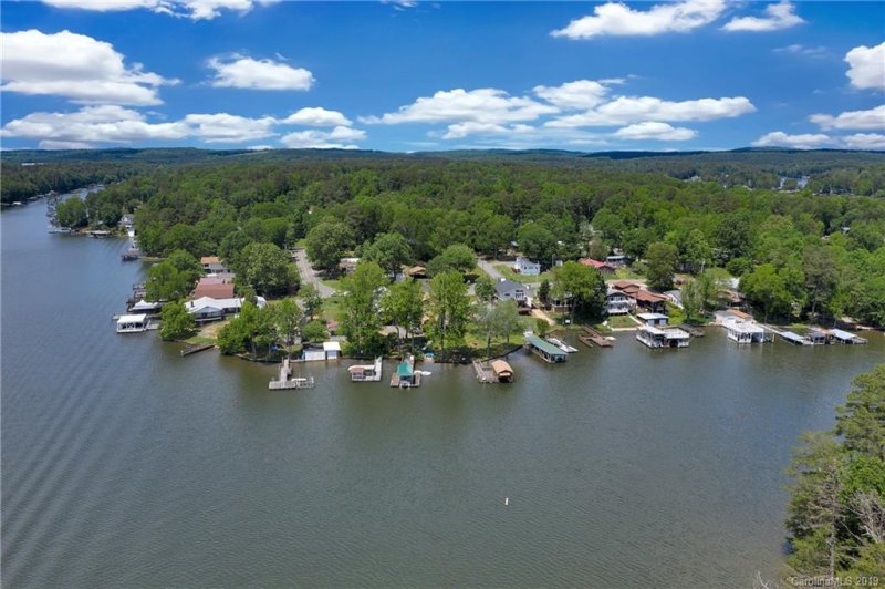 Property image 5 at 658 Pinehaven Drive, New London, NC 28127