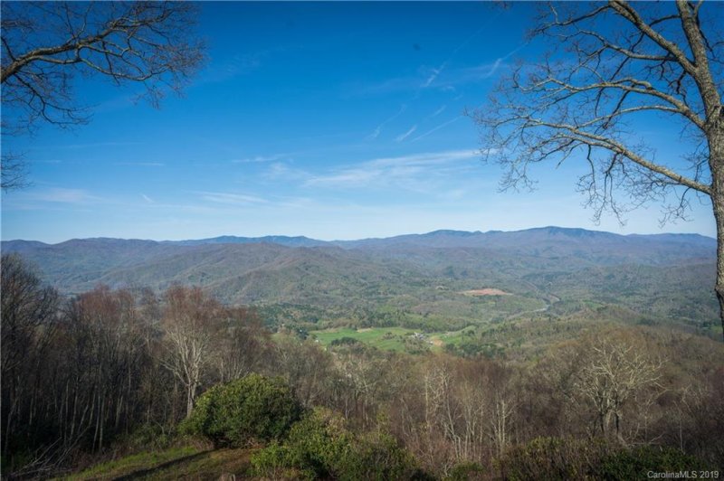 Property image 4 at 1999 Hyacinth Drive, Clyde, NC 28721